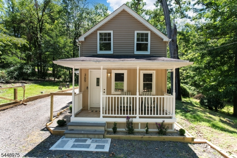 365 Bonnie Burn Rd Property Photo 1