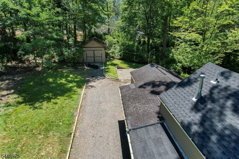 365 Bonnie Burn Rd Property Photo 22
