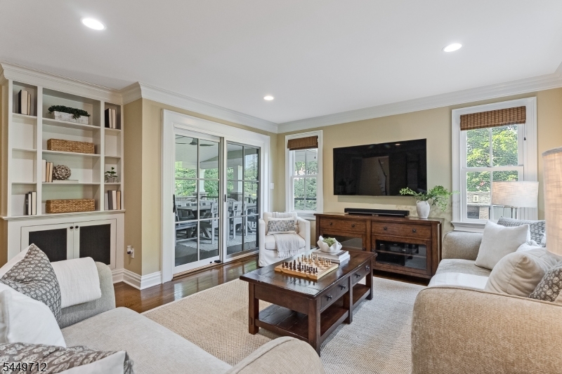 40 Sunnybrook Rd Property Photo 3
