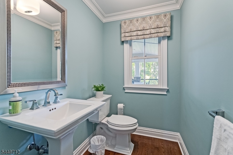 40 Sunnybrook Rd Property Photo 12