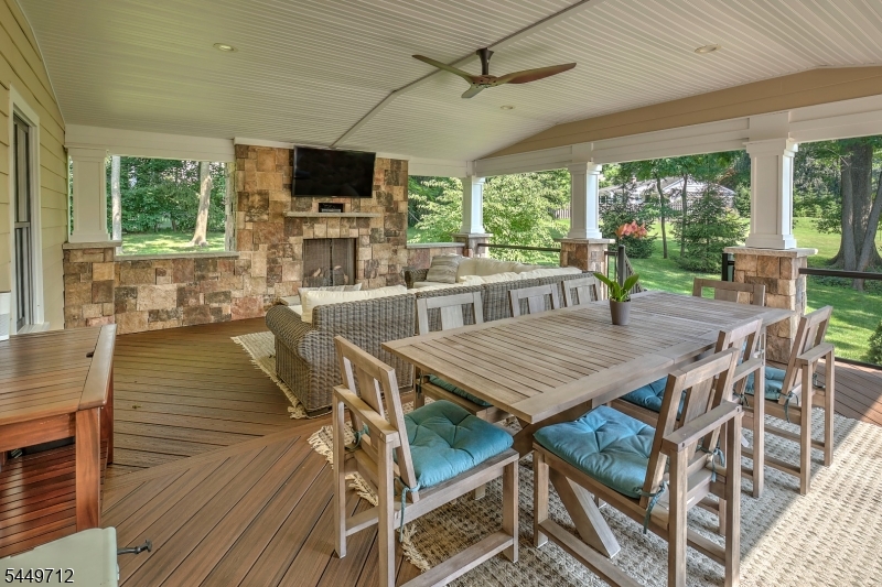 40 Sunnybrook Rd Property Photo 29