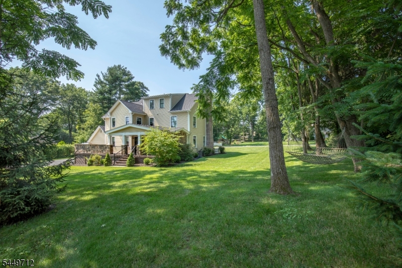 40 Sunnybrook Rd Property Photo 31
