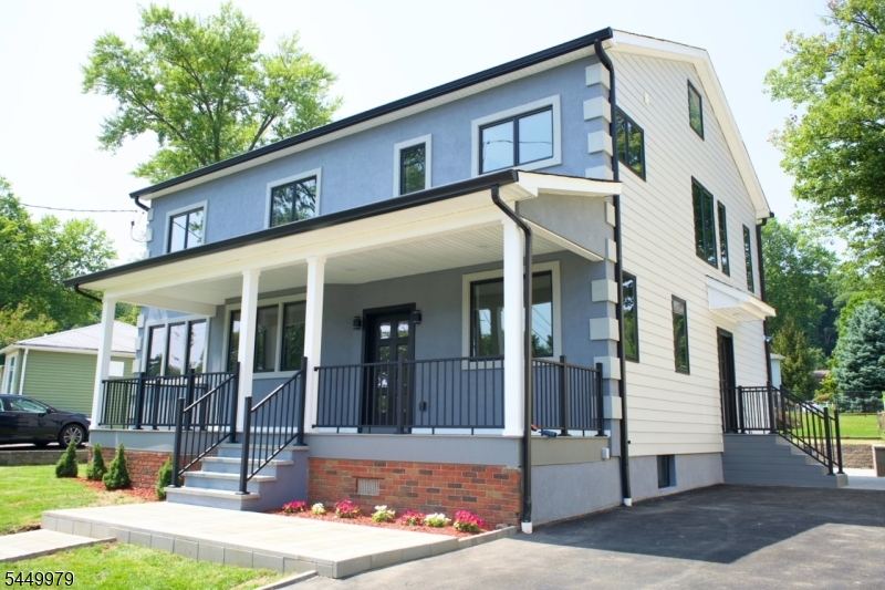 6 Henoch Ave Property Photo 1