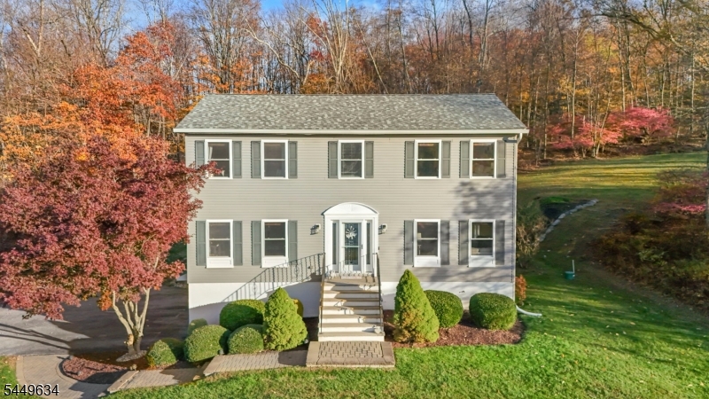 55 Woodland Rd Property Photo 1