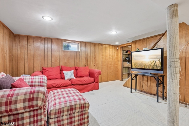 11 Taggart Way Property Photo 35