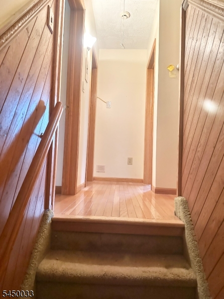 194 Glenwood Rd Property Photo 19