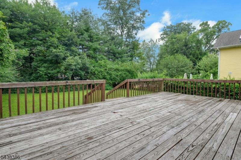 56 Seminole Ave Property Photo 19