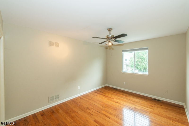 12 Pale Star Ct Property Photo 34