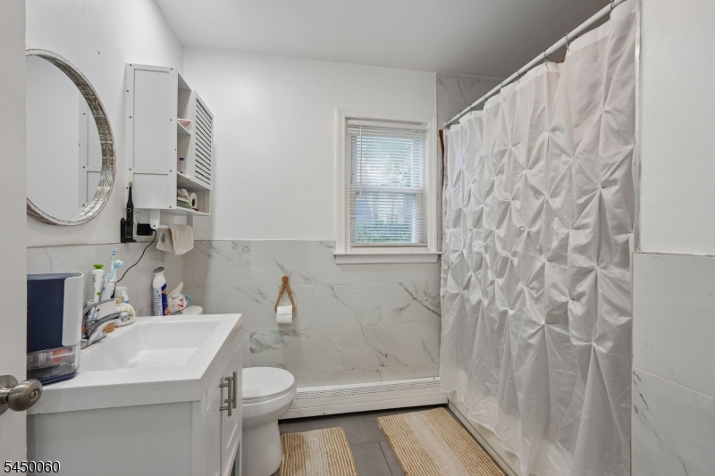 165 Godwin Ave Property Photo 29