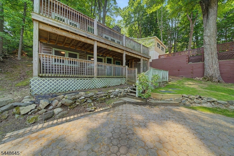 152 Andover Sparta Rd Property Photo 2