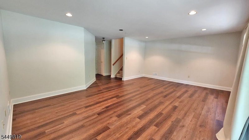 56 Hickory Way Property Photo 33