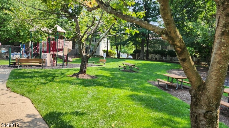 56 Hickory Way Property Photo 44