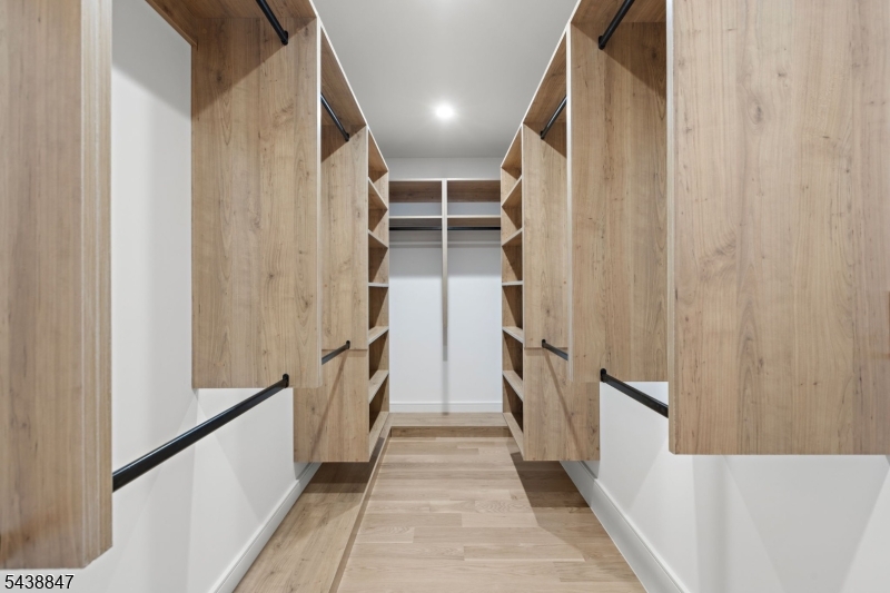 69 Mazur Pl Property Photo 13