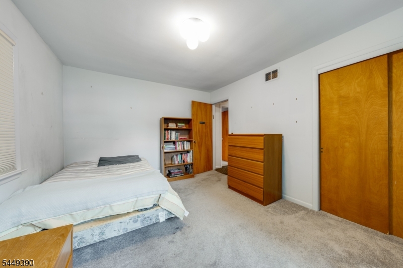 434 Sandford Ave Property Photo 26