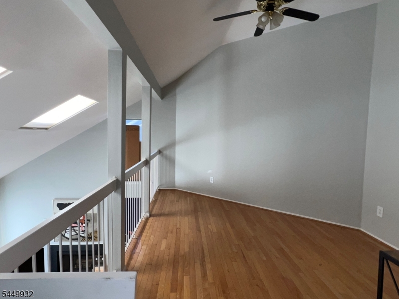 3842 Bloomingdale Dr Property Photo 11