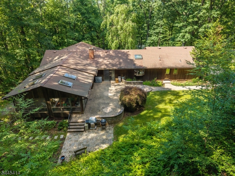 9 Delwood Rd Property Photo 1