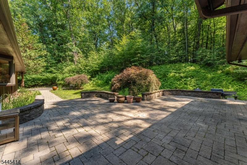 9 Delwood Rd Property Photo 9