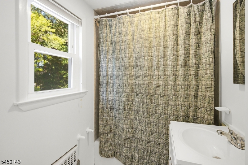 11 Monroe Avenue Property Photo 19
