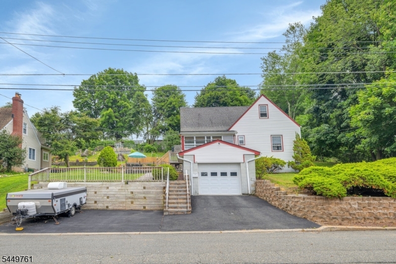 20 Koclas Dr Property Photo 2
