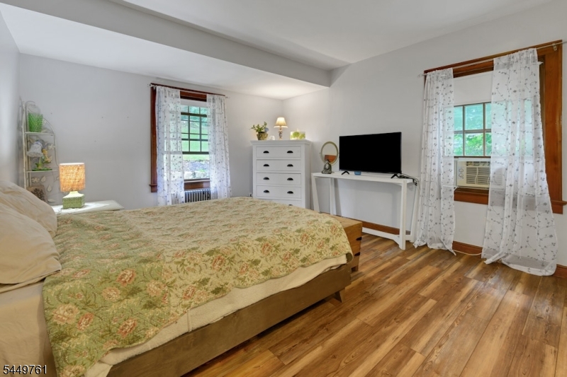 20 Koclas Dr Property Photo 17