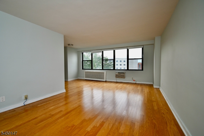500 Central Ave 516 Property Photo 2