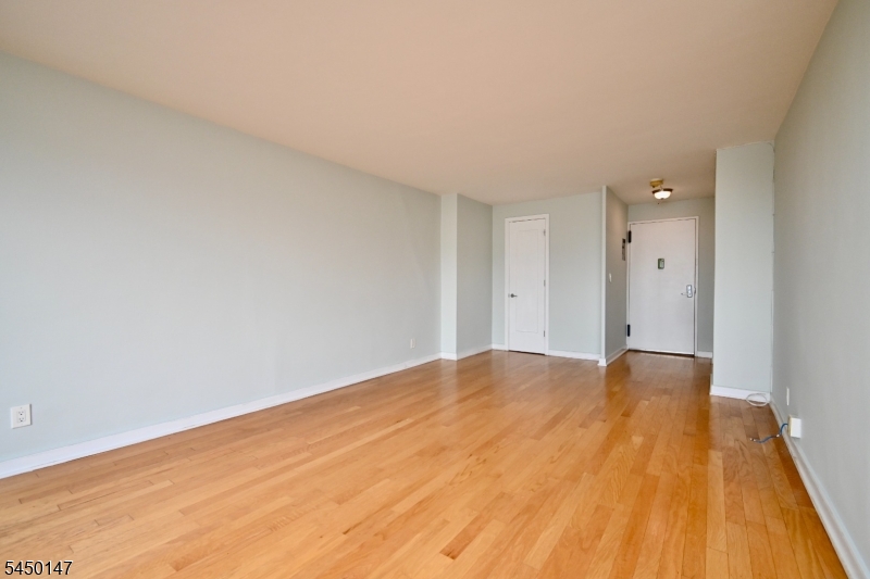 500 Central Ave 516 Property Photo 5