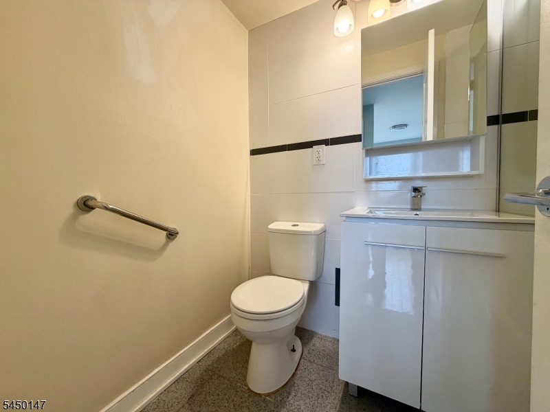 500 Central Ave 516 Property Photo 11
