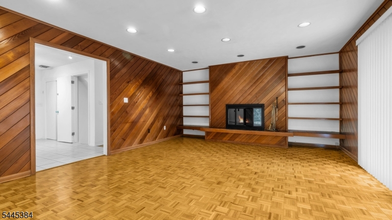 7 Oak Rdg Property Photo 17