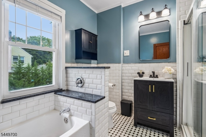 56 Katherine Ave Property Photo 26