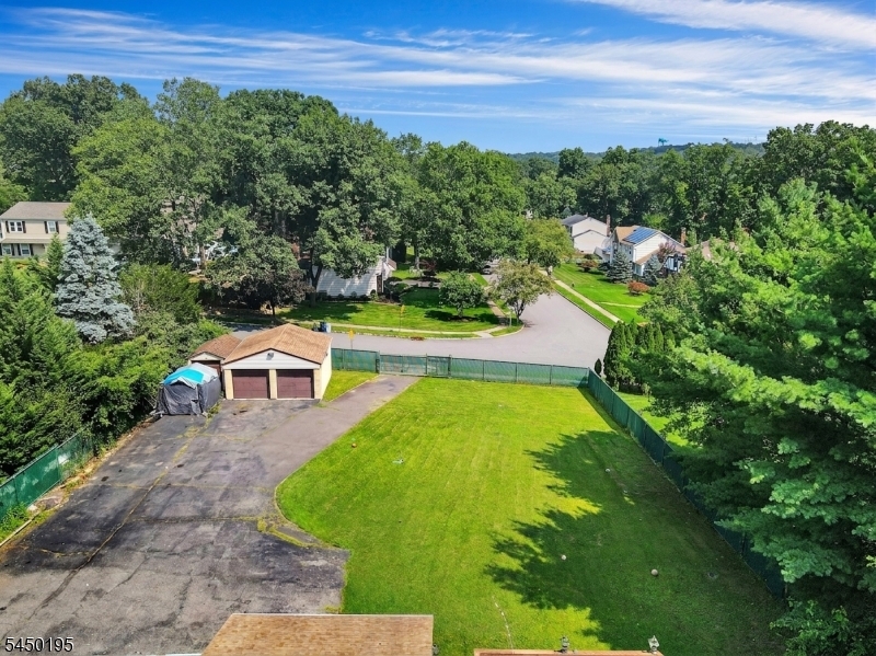419 Ratzer Rd Property Photo 9