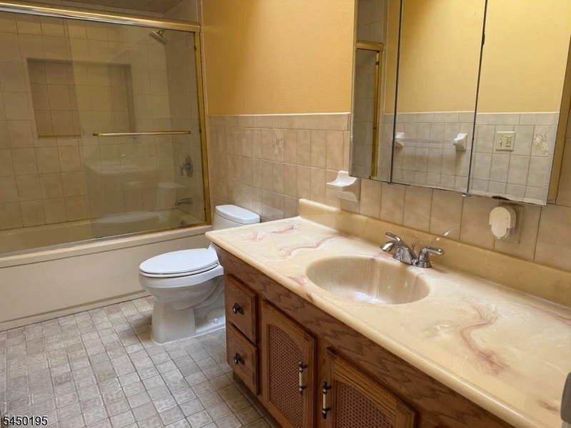 419 Ratzer Rd Property Photo 14