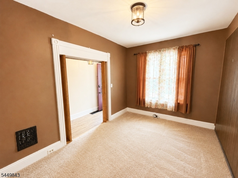 135 Mercer St Property Photo 9