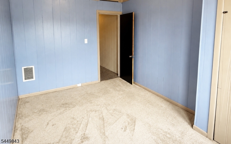 135 Mercer St Property Photo 14