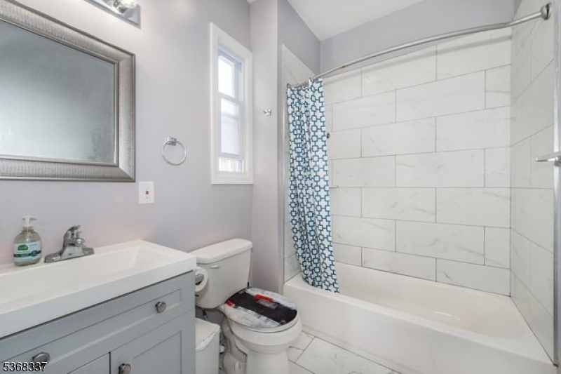 47 Washington Ave Property Photo 19