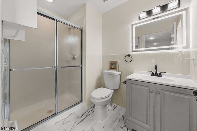 127 Chariot Ct Property Photo 20