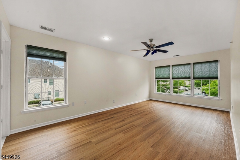 127 Chariot Ct Property Photo 24