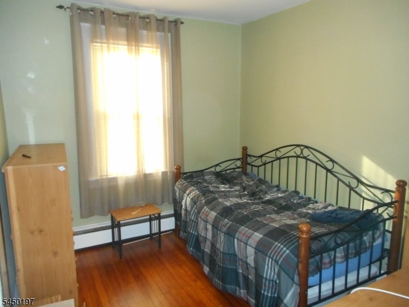 12 Campbell Ave Property Photo 10