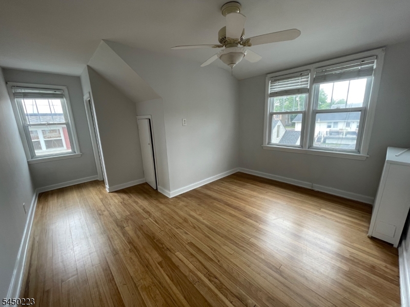 611 Corliss Ave Property Photo 28