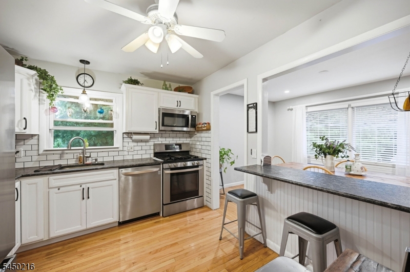 4 Park Pl Property Photo 12
