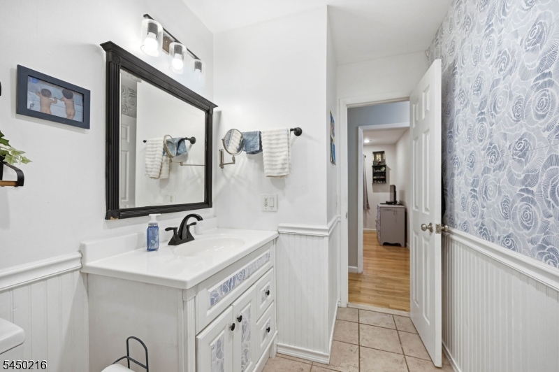 4 Park Pl Property Photo 17