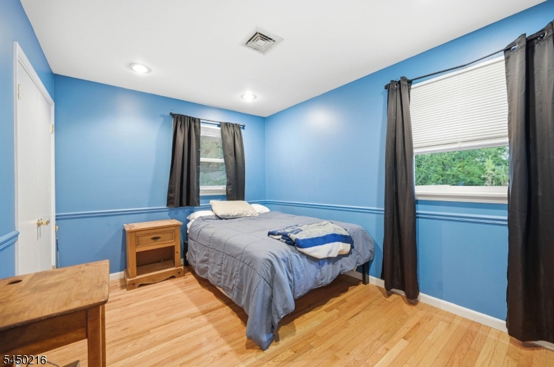 4 Park Pl Property Photo 18