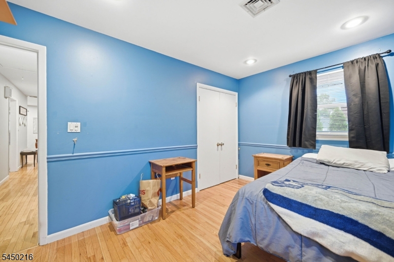 4 Park Pl Property Photo 19
