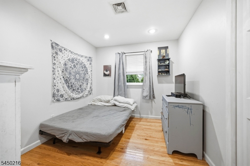 4 Park Pl Property Photo 20