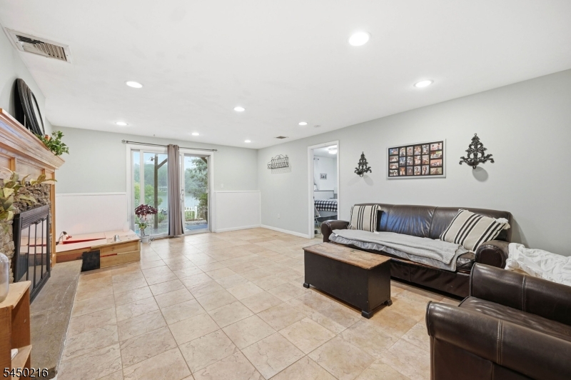 4 Park Pl Property Photo 25