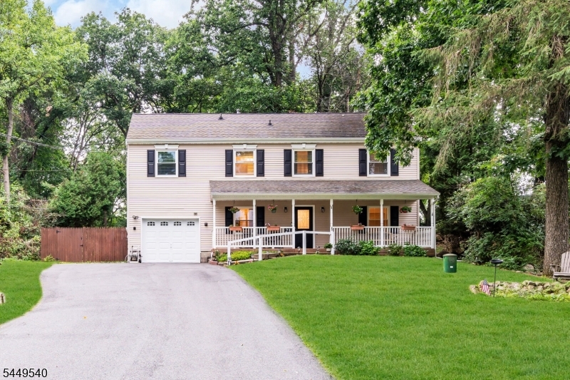 23 Leo Ave Property Photo 1