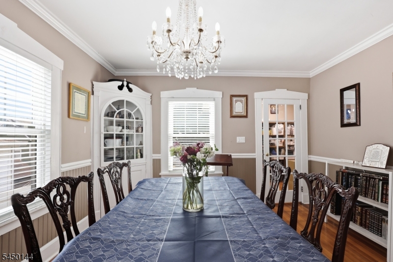 7 Henderson St Property Photo 12