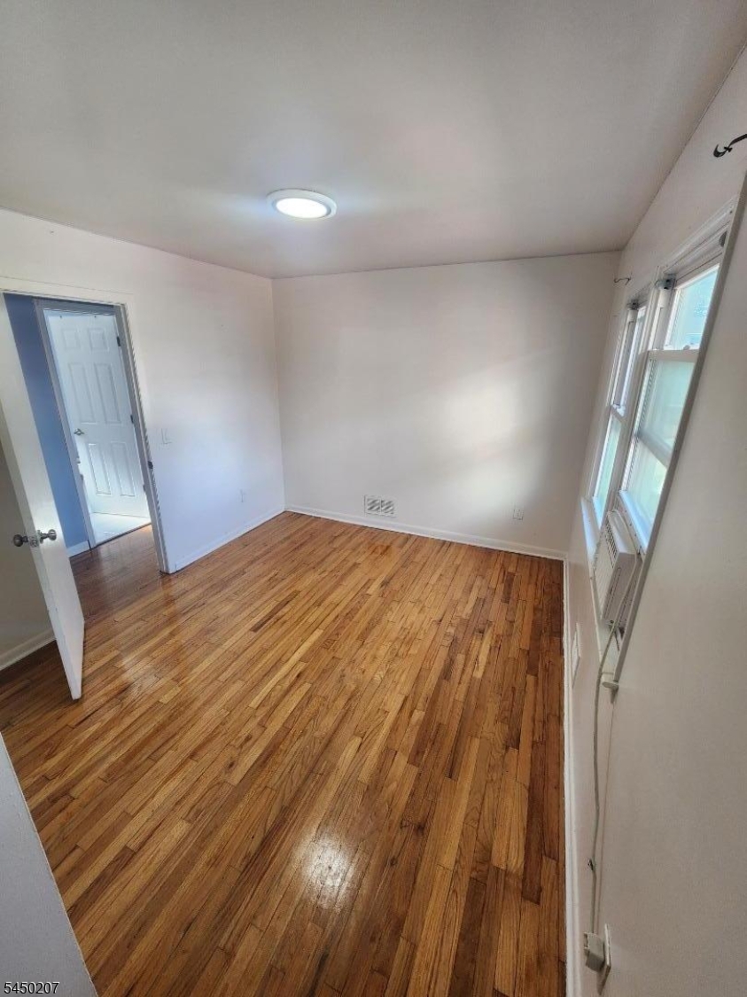 1371 Hamilton St Property Photo 23