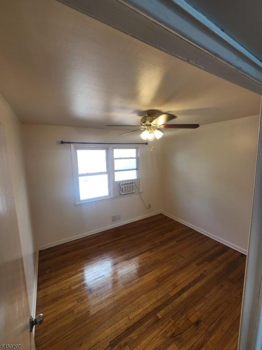 1371 Hamilton St Property Photo 24