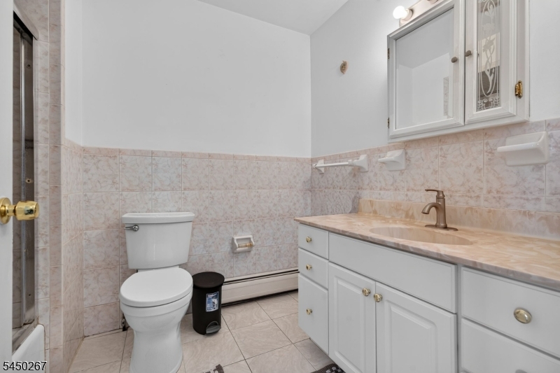 81 Home Pl Property Photo 15