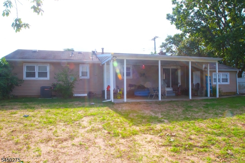319 Spruce Dr Property Photo 28
